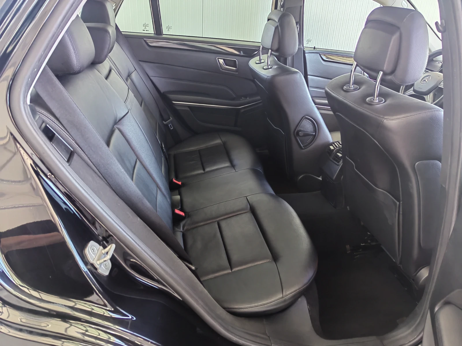 Mercedes-Benz E 220 Face, снимка 13 - Автомобили и джипове - 54912824