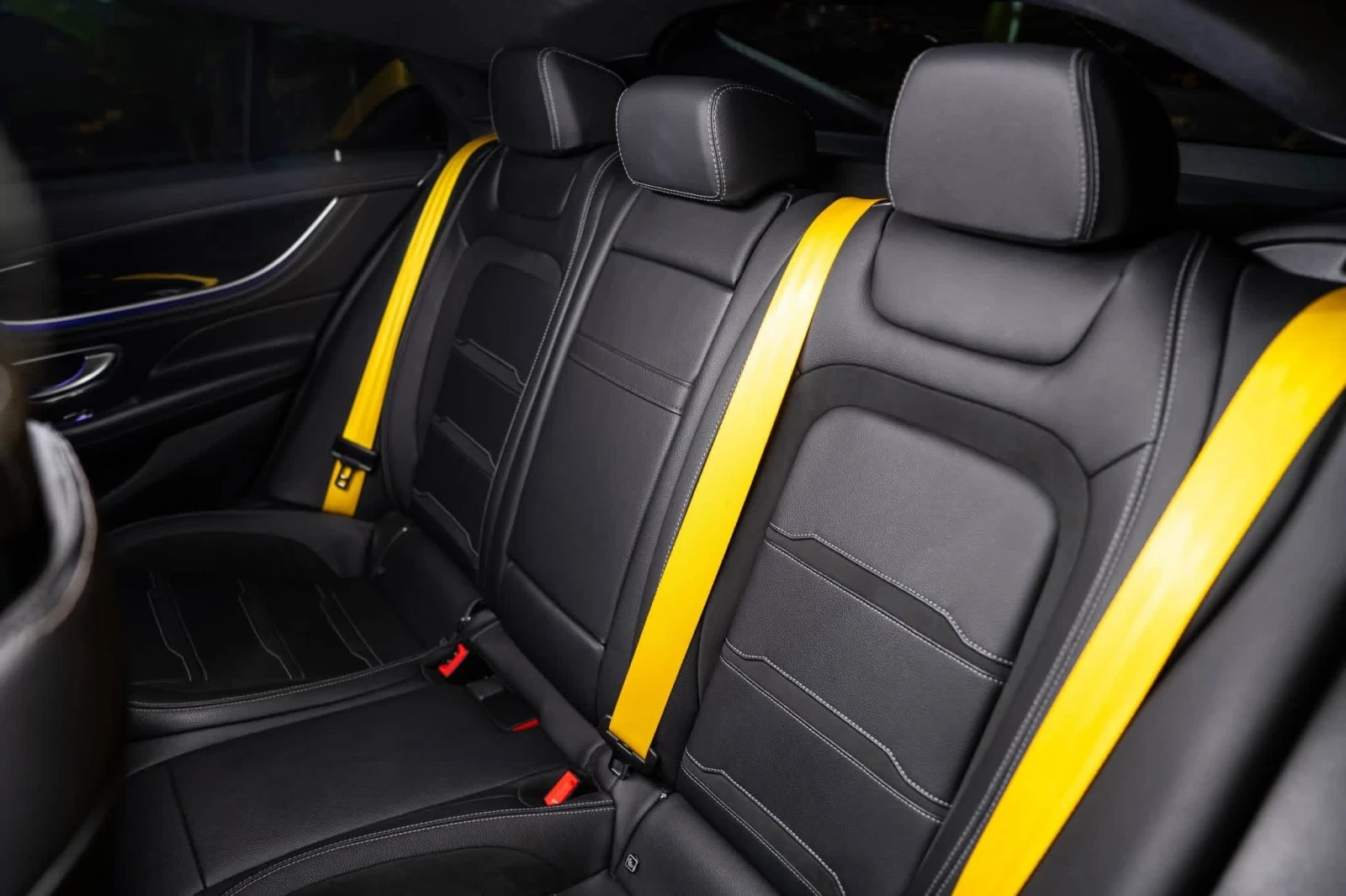 Mercedes-Benz AMG GT 53 4MATIC+ LED NAVI HUD 360 ЛИЗИНГ 100%, снимка 15 - Автомобили и джипове - 55487174