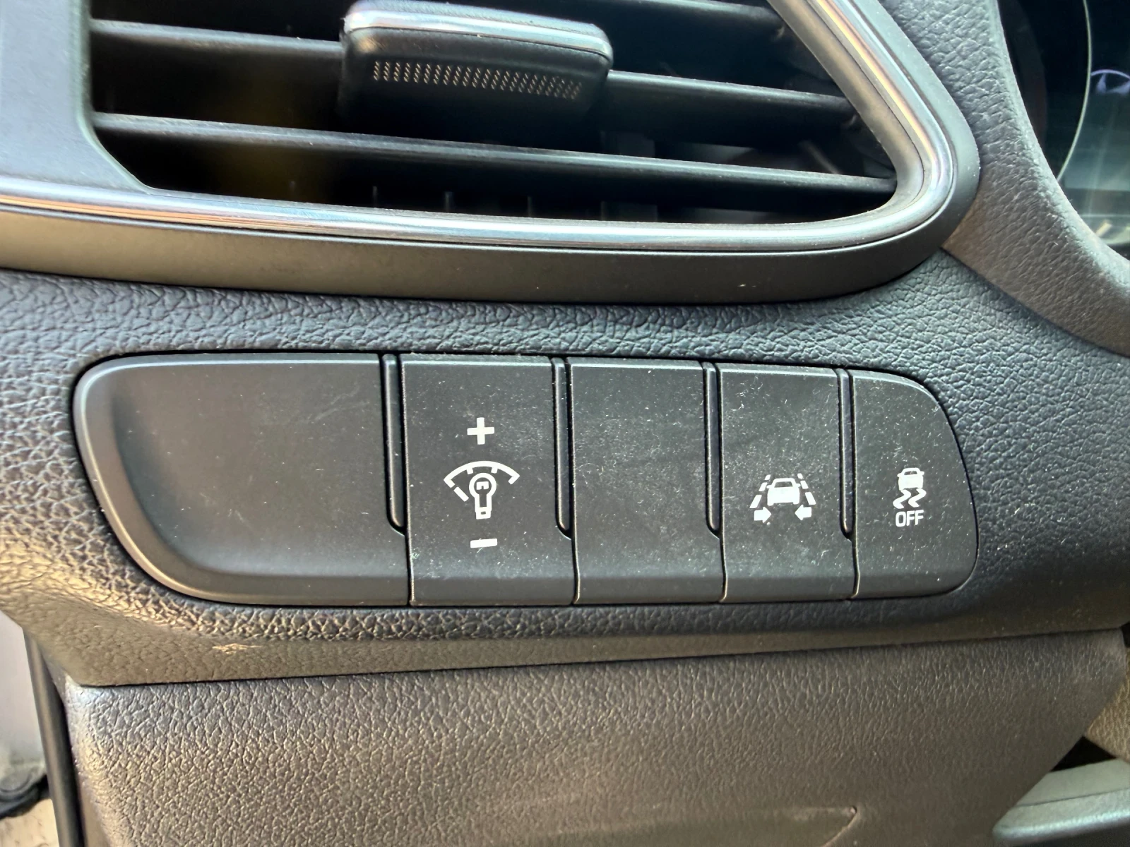 Hyundai I30 1.6 дизел, снимка 8 - Автомобили и джипове - 55492608
