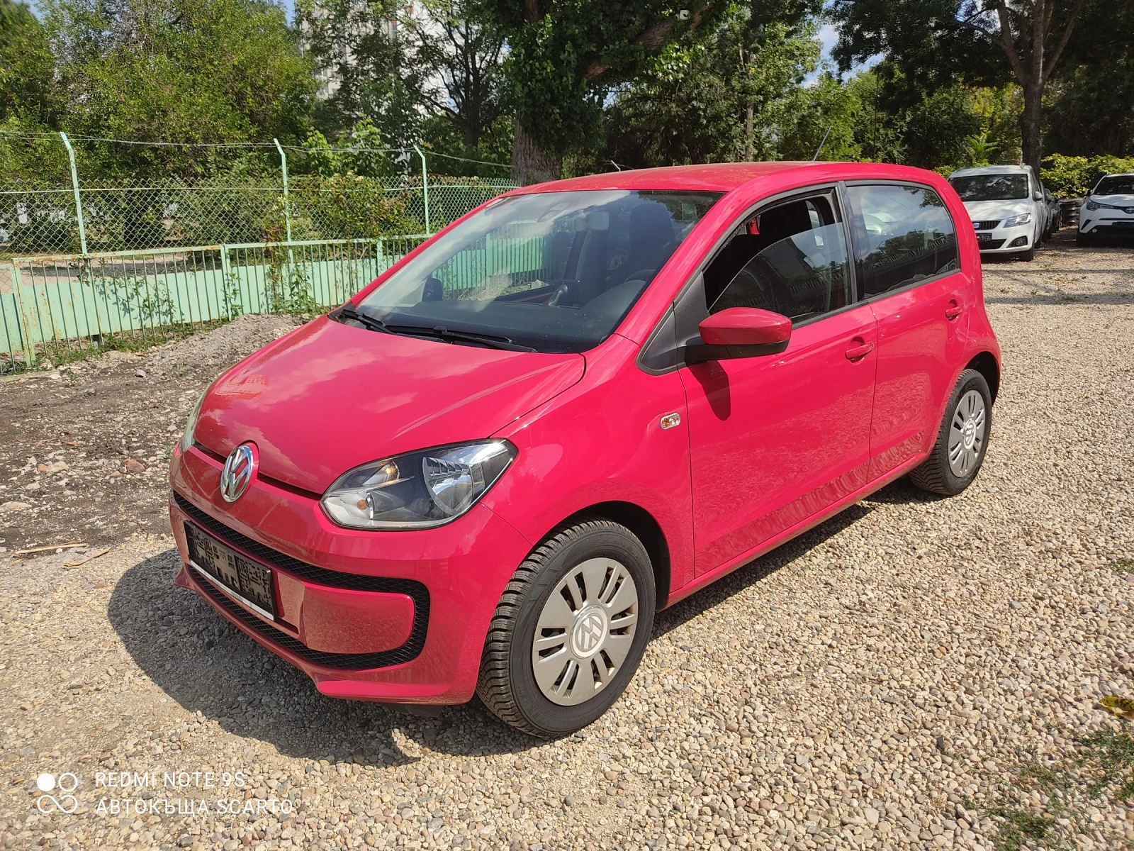 VW Up 1.0 бензин/фабричен метан, климатик , снимка 3 - Автомобили и джипове - 55587109