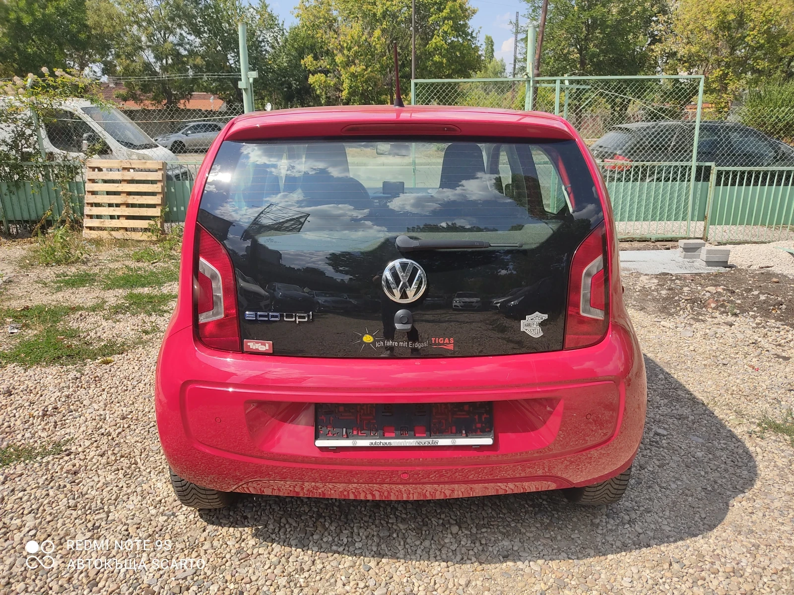 VW Up 1.0 бензин/фабричен метан, климатик , снимка 5 - Автомобили и джипове - 55587109