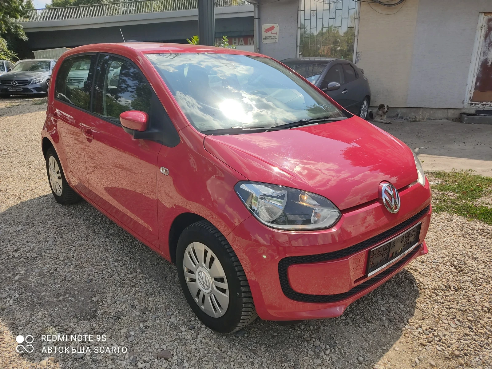 VW Up 1.0 бензин/фабричен метан, климатик 