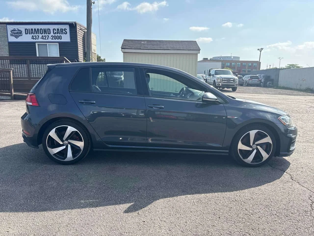 VW Golf * 5 door Manual * CARFAX * ЦЕНА ДО БГ, снимка 3 - Автомобили и джипове - 55646832