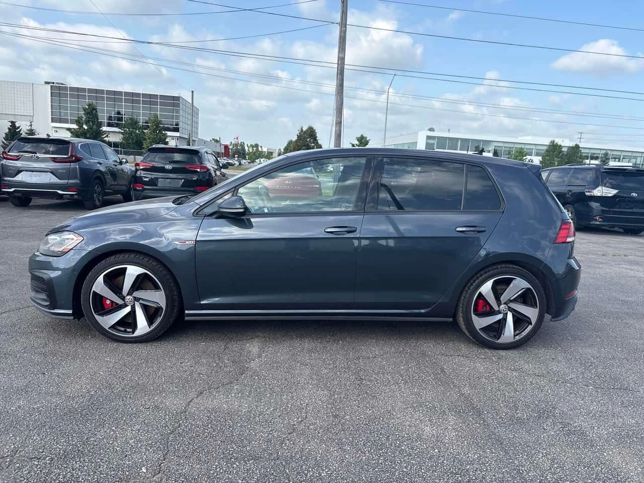 VW Golf * 5 door Manual * CARFAX * ЦЕНА ДО БГ, снимка 2 - Автомобили и джипове - 55646832