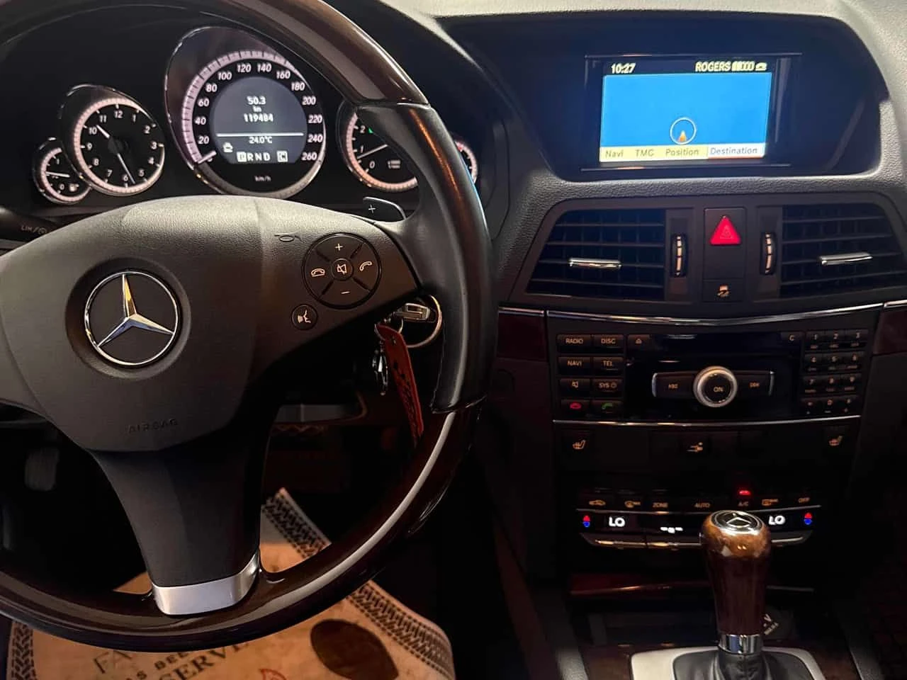 Mercedes-Benz E 350  Coupe * CARFAX * БЕЗ ПЪРВОНАЧАЛНА ВНОСКА, снимка 9 - Автомобили и джипове - 55650310