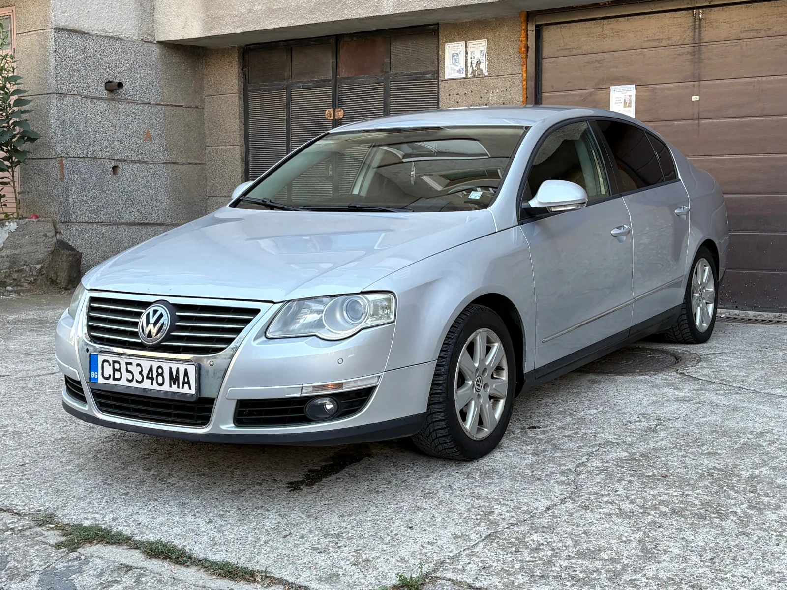 VW Passat, снимка 2 - Автомобили и джипове - 55939847