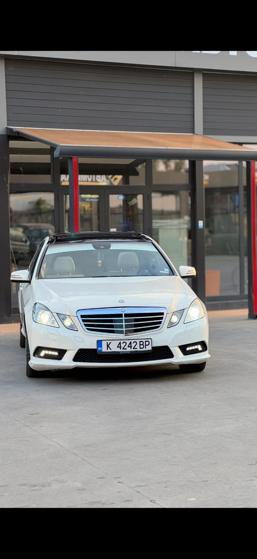 Mercedes-Benz E 350 Amg Line, снимка 5 - Автомобили и джипове - 56074202