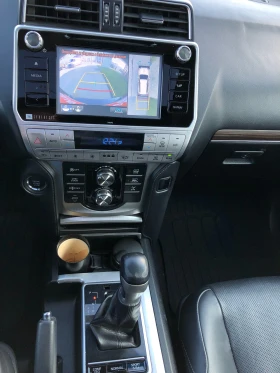 Toyota Land cruiser 2.8 D-4D Luxury Premium, снимка 16