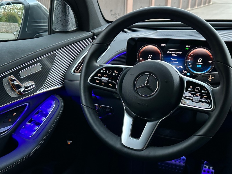 Mercedes-Benz EQC 2xAMG* 4MATIC* Digital light, снимка 15 - Автомобили и джипове - 44393699