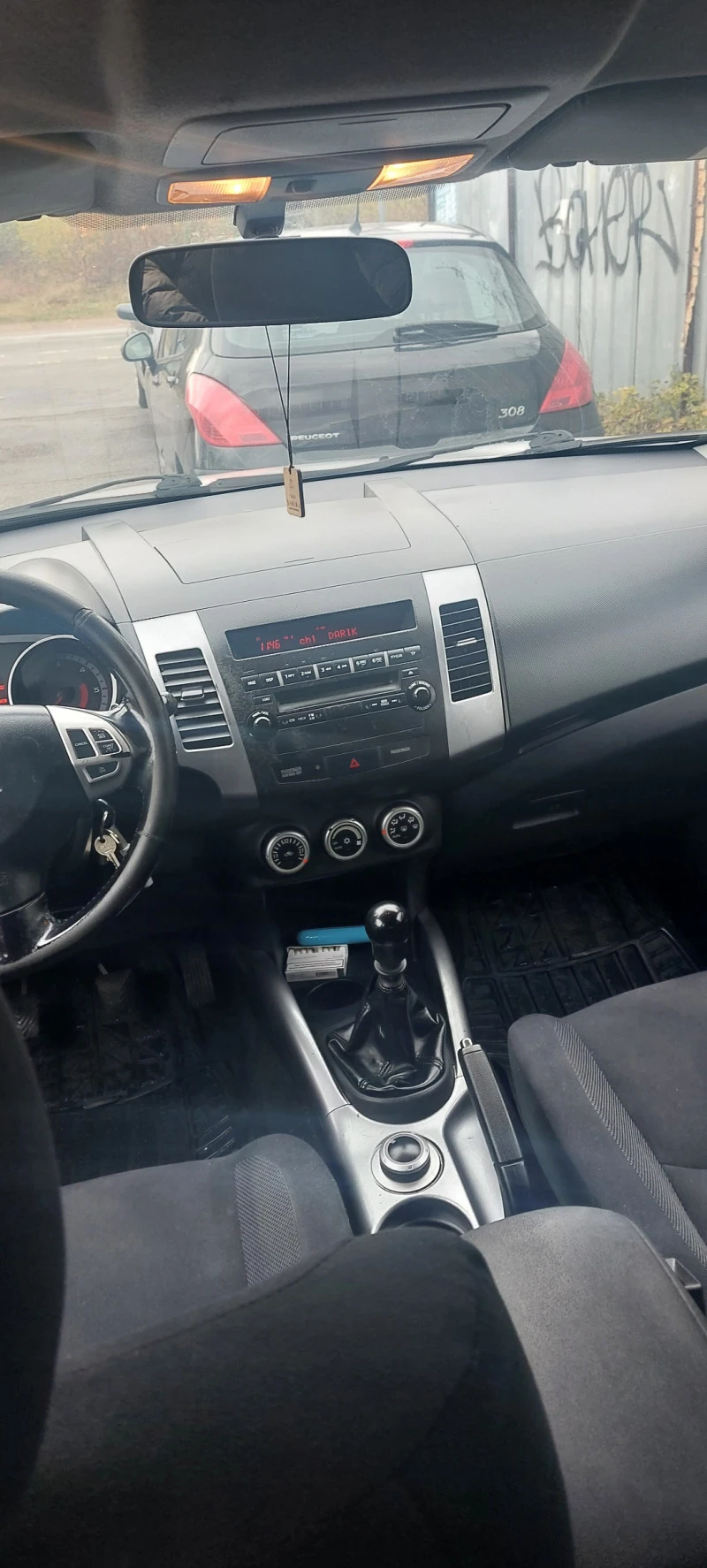 Mitsubishi Outlander 2.0 D, снимка 5 - Автомобили и джипове - 46455972