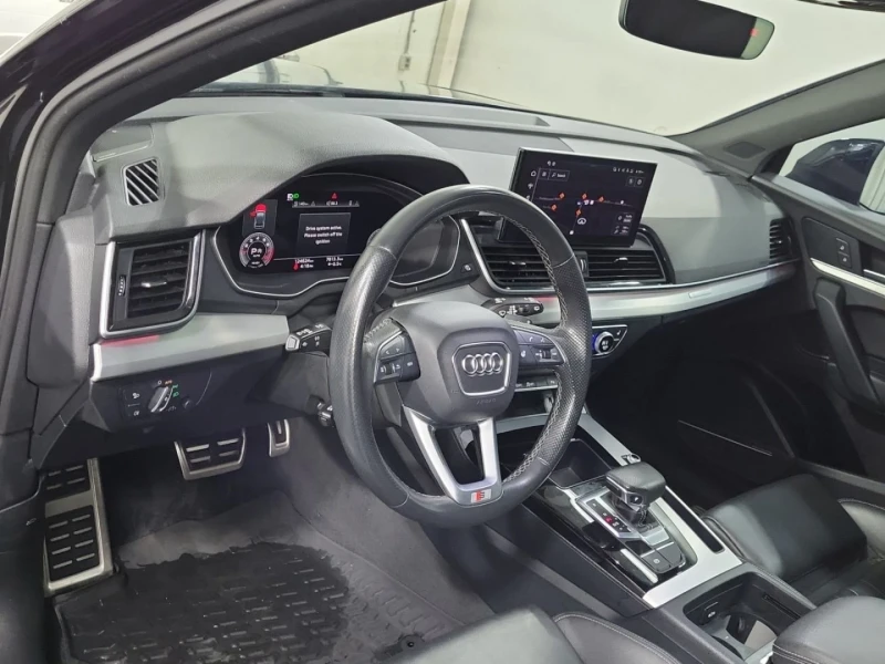 Audi Q5 Technik* S-line* Quattro* 360View* Подгрерв* Пано*, снимка 8 - Автомобили и джипове - 53382607