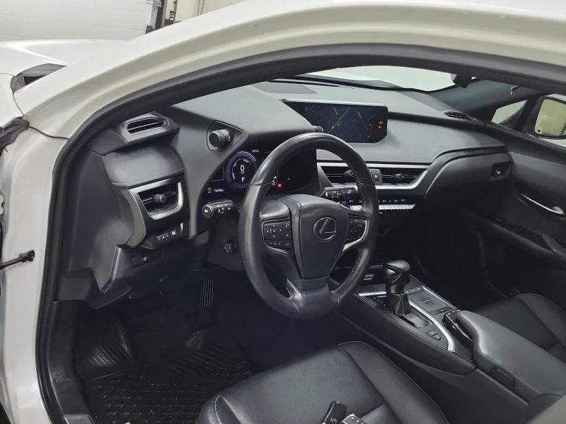 Lexus UX 250h ПОДГРЕВ/КЕЙЛЕС/НАВИ/КАМЕРА, снимка 8 - Автомобили и джипове - 53479227