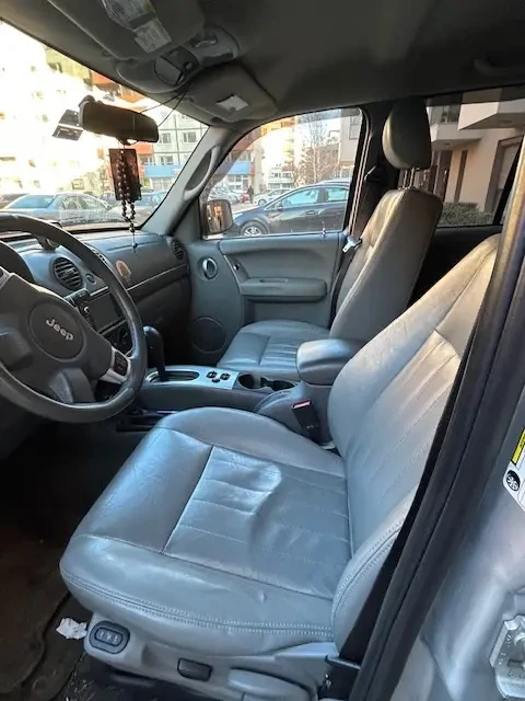 Jeep Cherokee 2.8 CRD, снимка 5 - Автомобили и джипове - 49086077