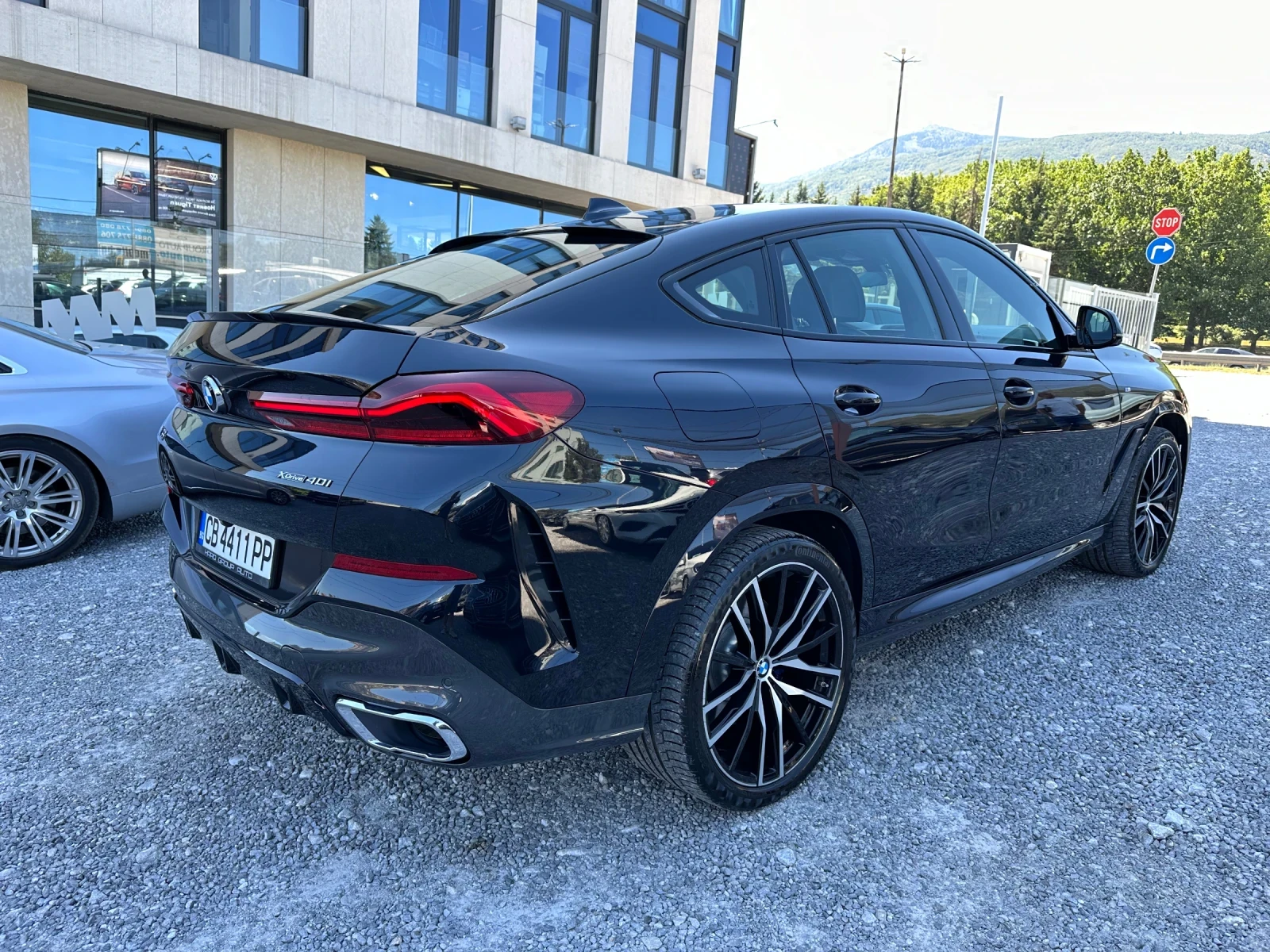 BMW X6 M40i ГАРАНЦИЯ* Laser* Вакум* Individual* Pano* Car - изображение 5