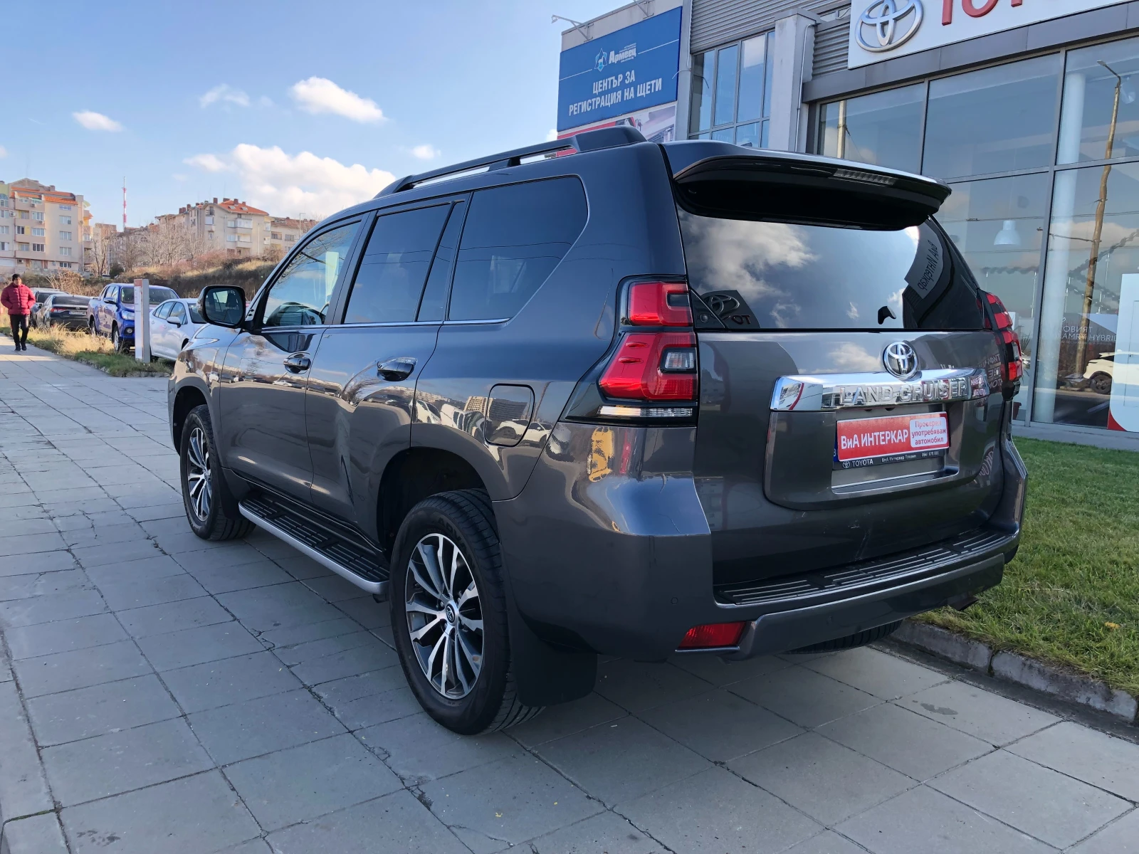 Toyota Land cruiser 2.8 D-4D Luxury Premium - изображение 4