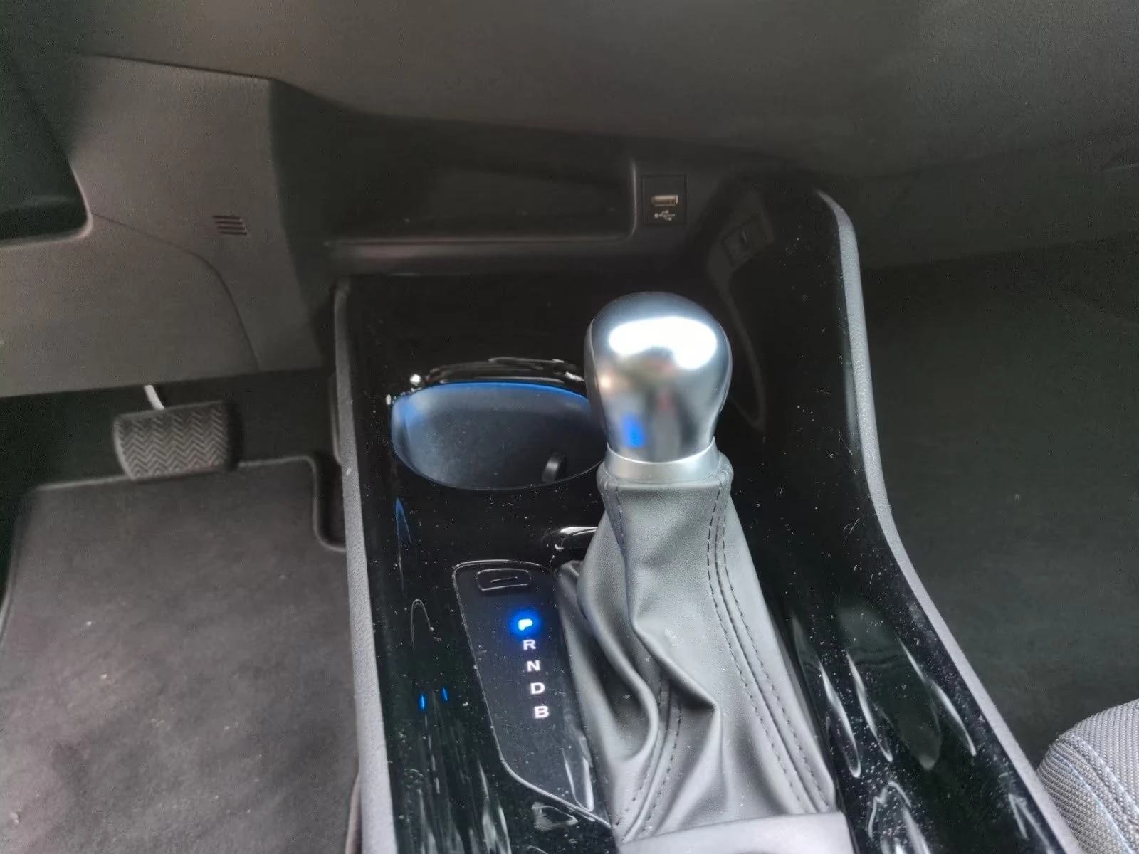 Toyota C-HR 1.8HEV/122HP/PARKASS./LED/CAM/ACC/BSA/KLESS/902f | Mobile.bg   13