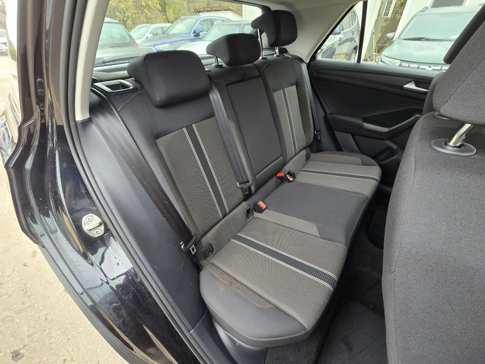 VW T-Roc 2.0TDI - 150.. - 100 000! | Mobile.bg   14