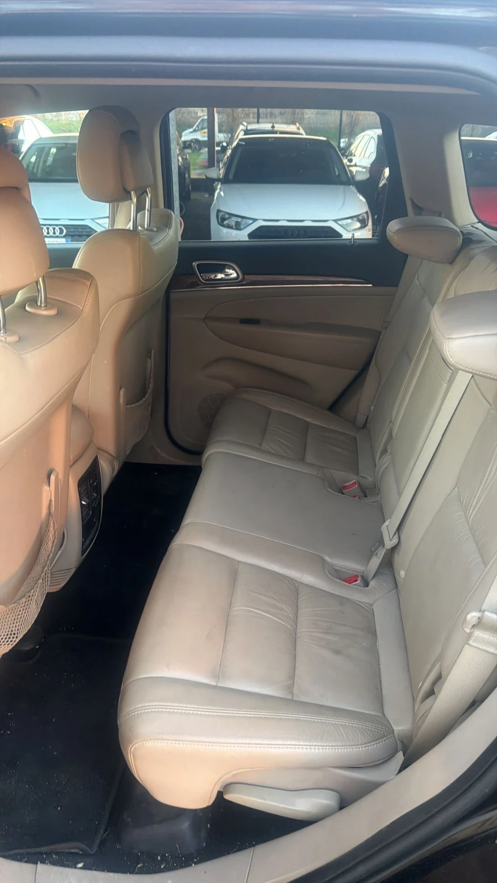 Jeep Grand cherokee 3.0D 111000KM. EURO 5 - изображение 10