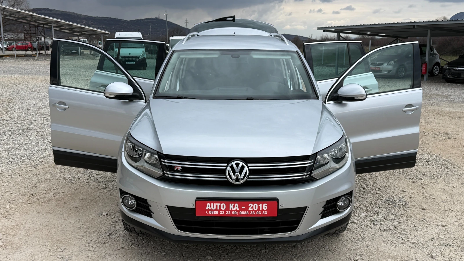 VW Tiguan 2.0TDI/140кс/Park Assist/НОВ ВНОС ОТ ИТАЛИЯ, снимка 7 - Автомобили и джипове - 53914488