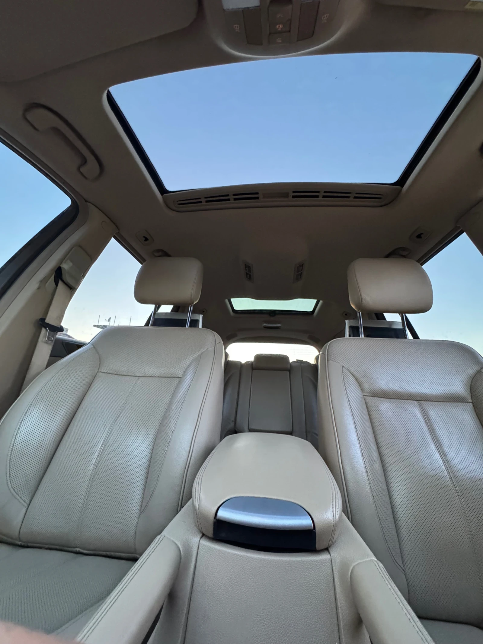 Mercedes-Benz GL 500 388k.c. AMG 7-местен !!!, снимка 16 - Автомобили и джипове - 54582097