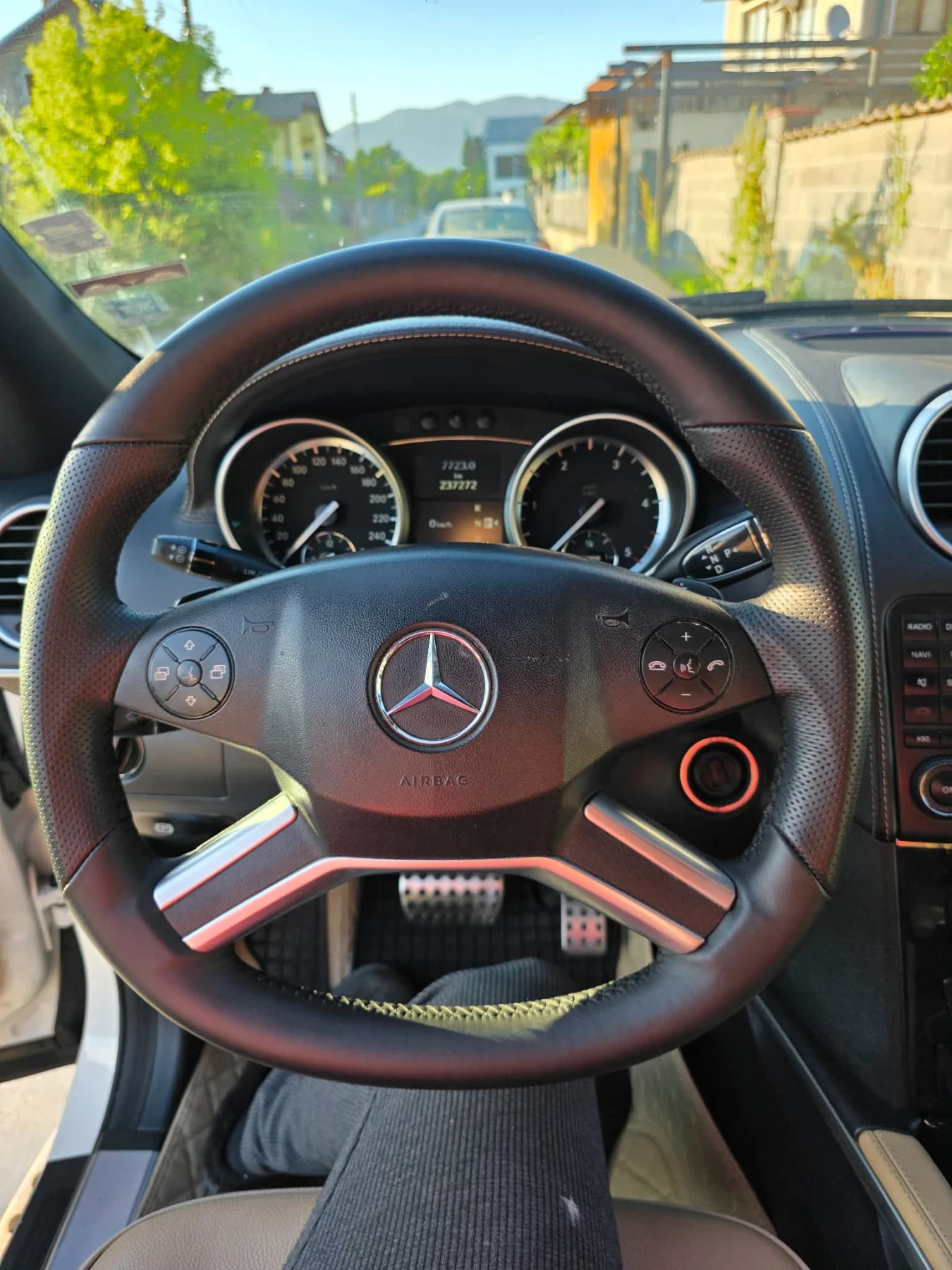 Mercedes-Benz ML 350 Grand Edition, снимка 7 - Автомобили и джипове - 54970297