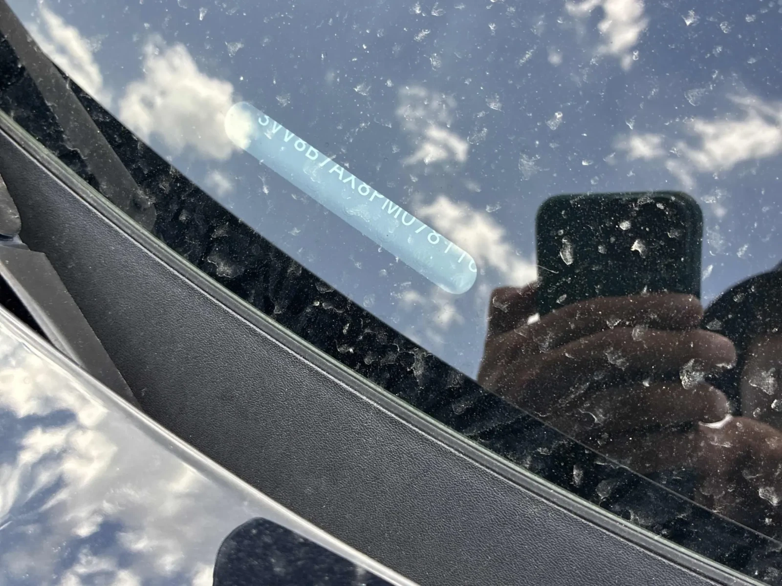 VW Tiguan Comfortline R-Line Black Edition/CARFAX, снимка 13 - Автомобили и джипове - 55157858