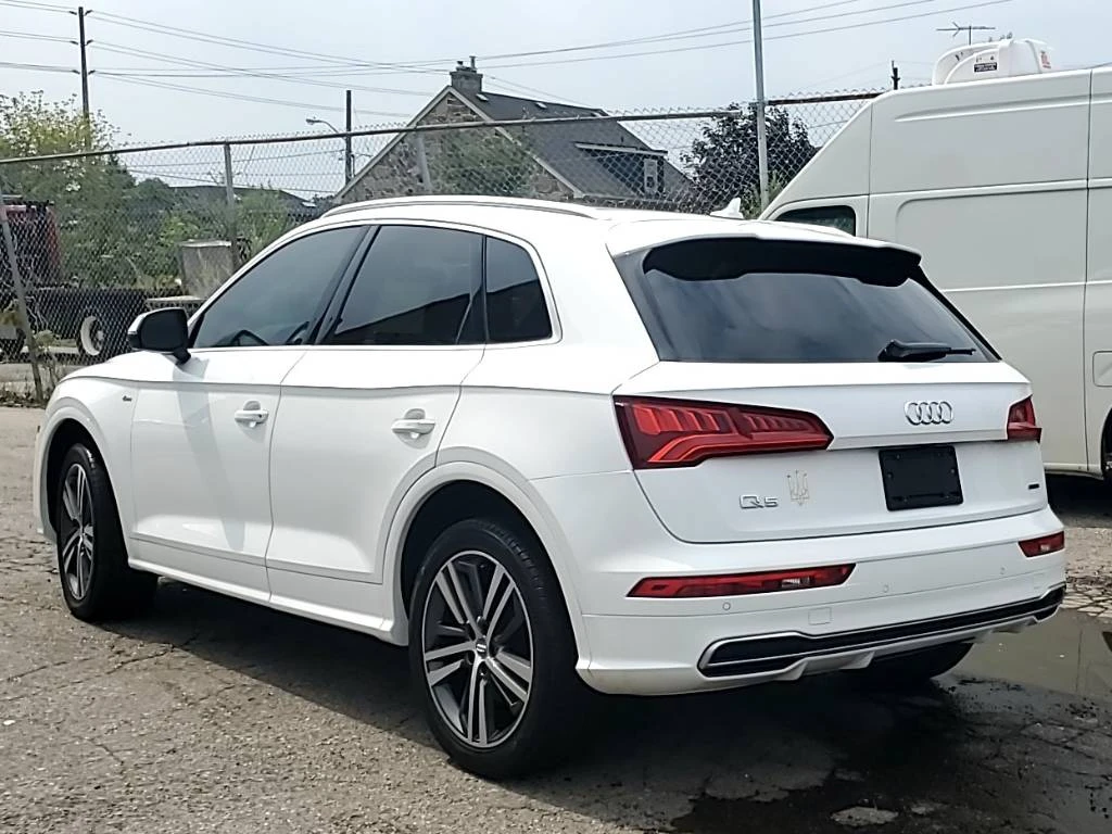 Audi Q5 Progressiv 45 TFSI * CARFAX* ОПЦИЯ ЗА ФИНАНСИРАНЕ*, снимка 6 - Автомобили и джипове - 55950416