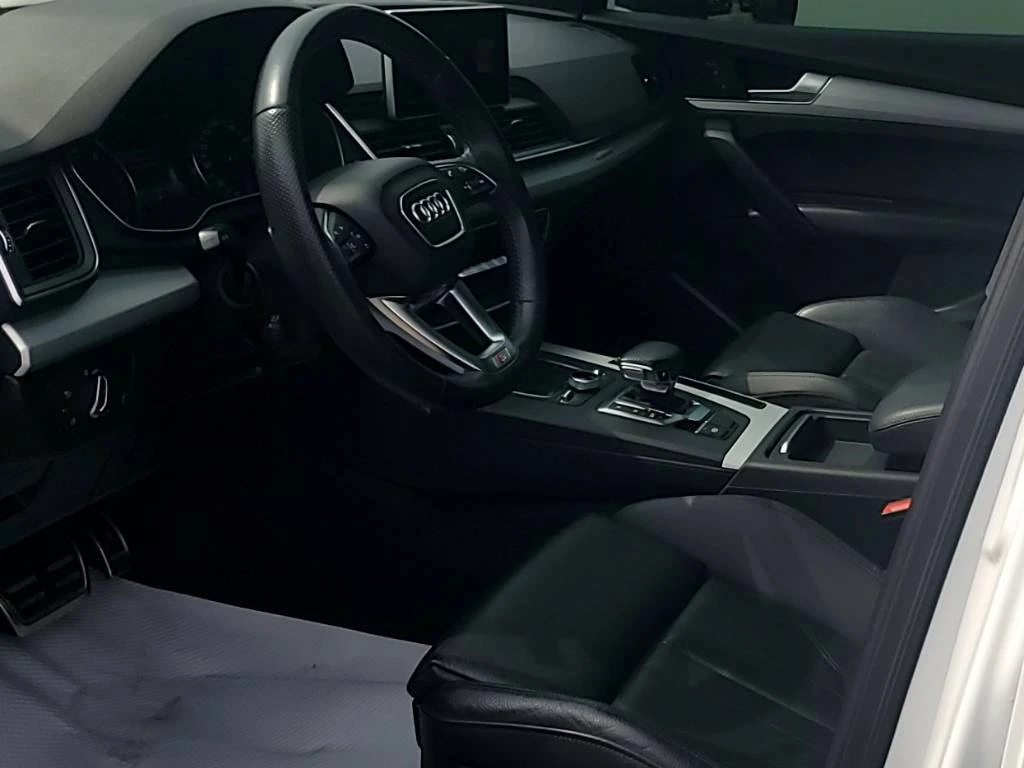 Audi Q5 Progressiv 45 TFSI * CARFAX* ОПЦИЯ ЗА ФИНАНСИРАНЕ*, снимка 7 - Автомобили и джипове - 55950416