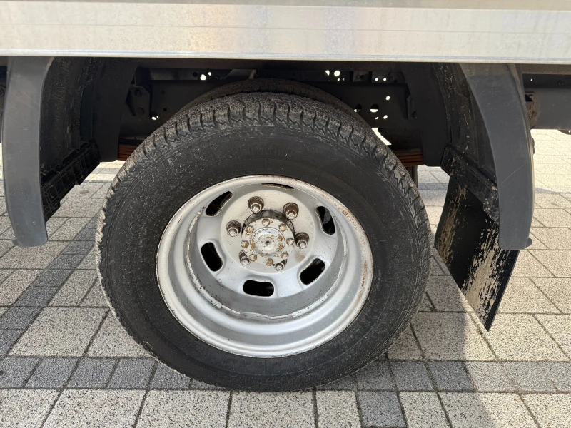 Iveco Daily 35C12 до 3.5т. 4.36м. , снимка 5 - Бусове и автобуси - 53097681