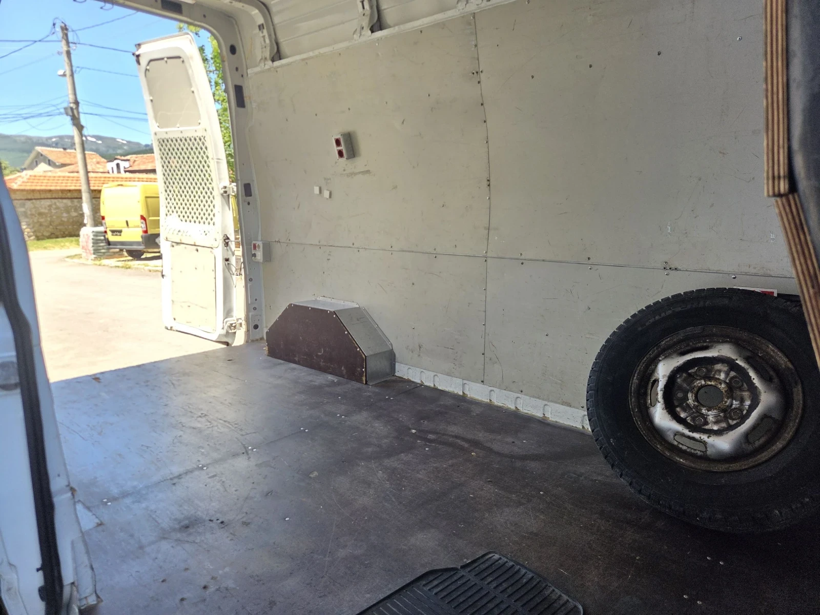 Ford Transit 2.2 131 кс * Клима * МАКСИ , снимка 7 - Бусове и автобуси - 54721840