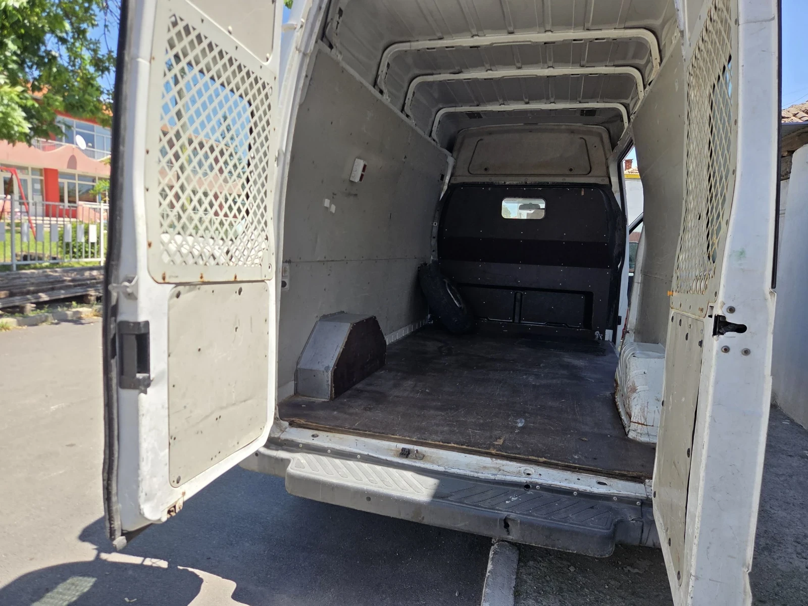 Ford Transit 2.2 131 кс * Клима * МАКСИ , снимка 6 - Бусове и автобуси - 54721840