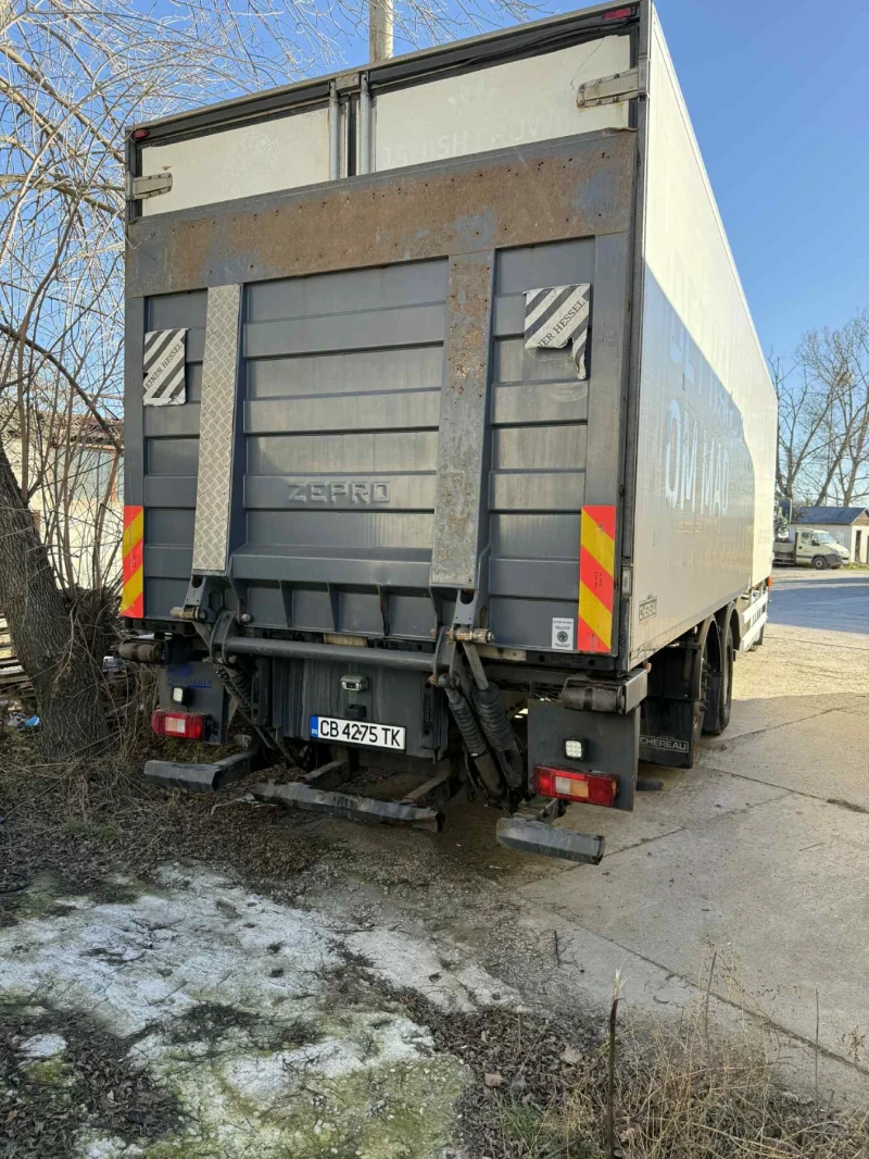 Volvo Fm FM 330, снимка 4 - Камиони - 53100918