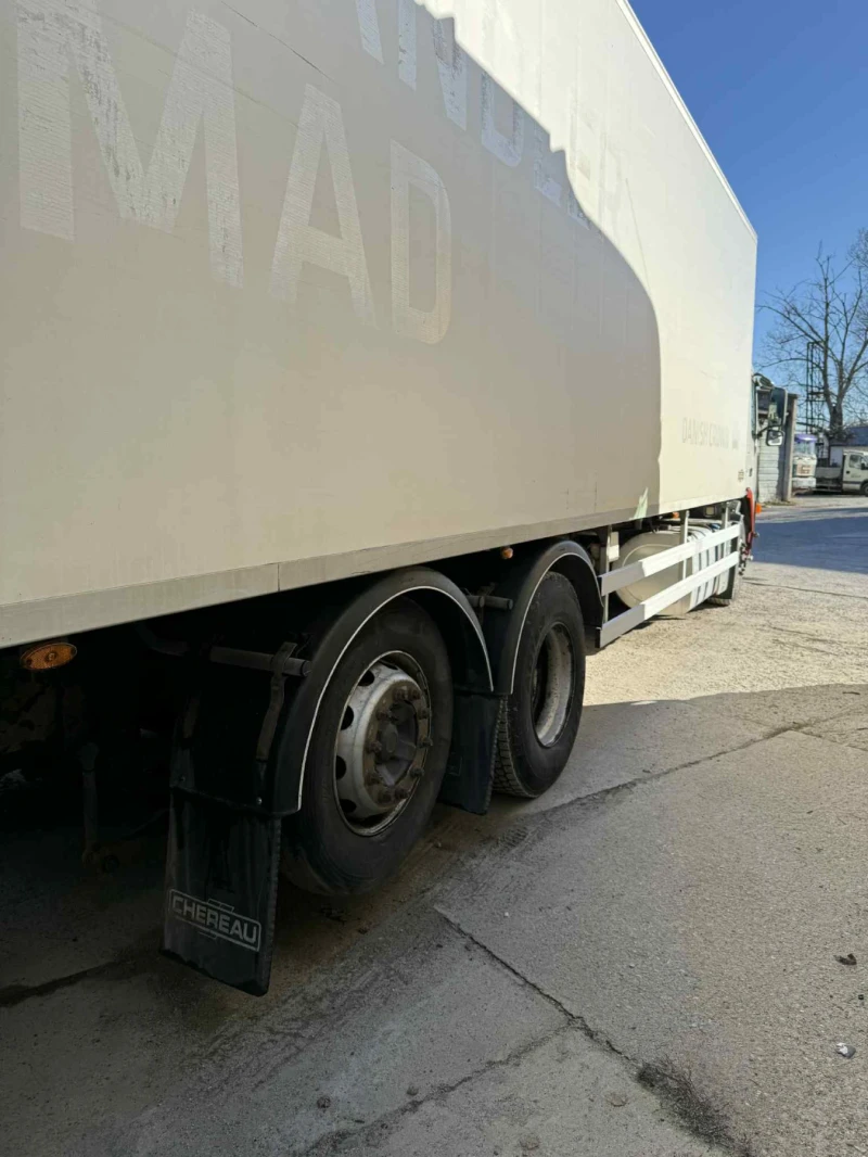Volvo Fm FM 330, снимка 5 - Камиони - 53100918
