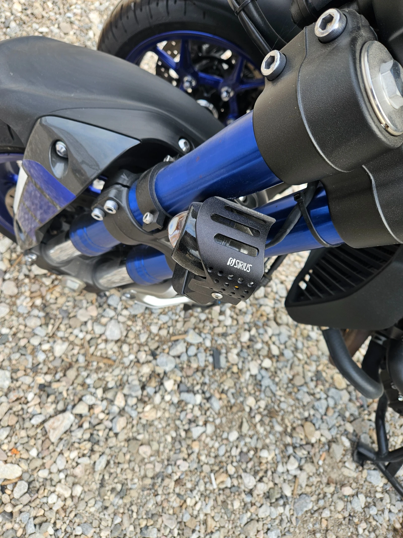 Yamaha Mt-09 Niken   | Mobile.bg   13