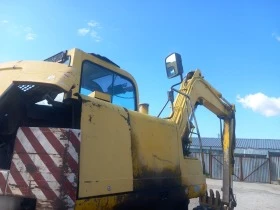 Багер Takeuchi TB 070W, снимка 8