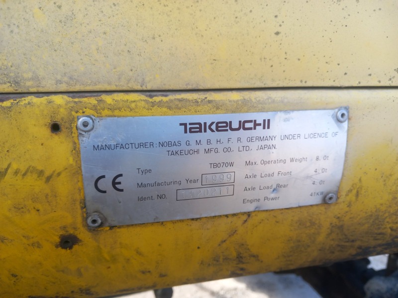 Багер Takeuchi TB 070W, снимка 3 - Индустриална техника - 46819412