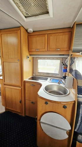 Кемпер HYMER / ERIBA BC 655 Classic, снимка 8