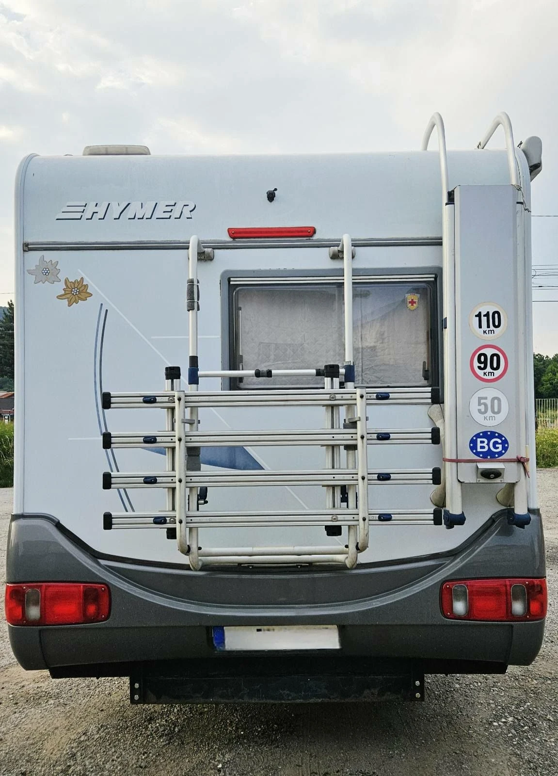 Кемпер HYMER / ERIBA BC 655 Classic, снимка 2 - Каравани и кемпери - 55945639