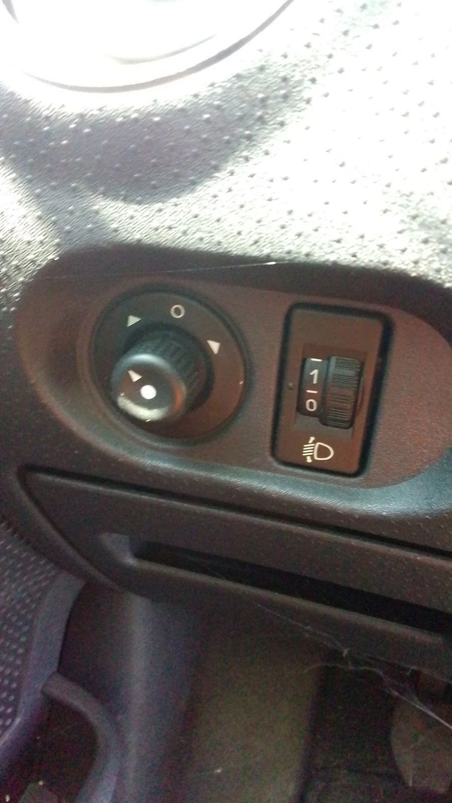 ����� ������� � 2 ������ 2003 2008� Citroen C2  1100���  44kW  61k�  ������ � ����� �������� | Mobile.bg � ����������� 7