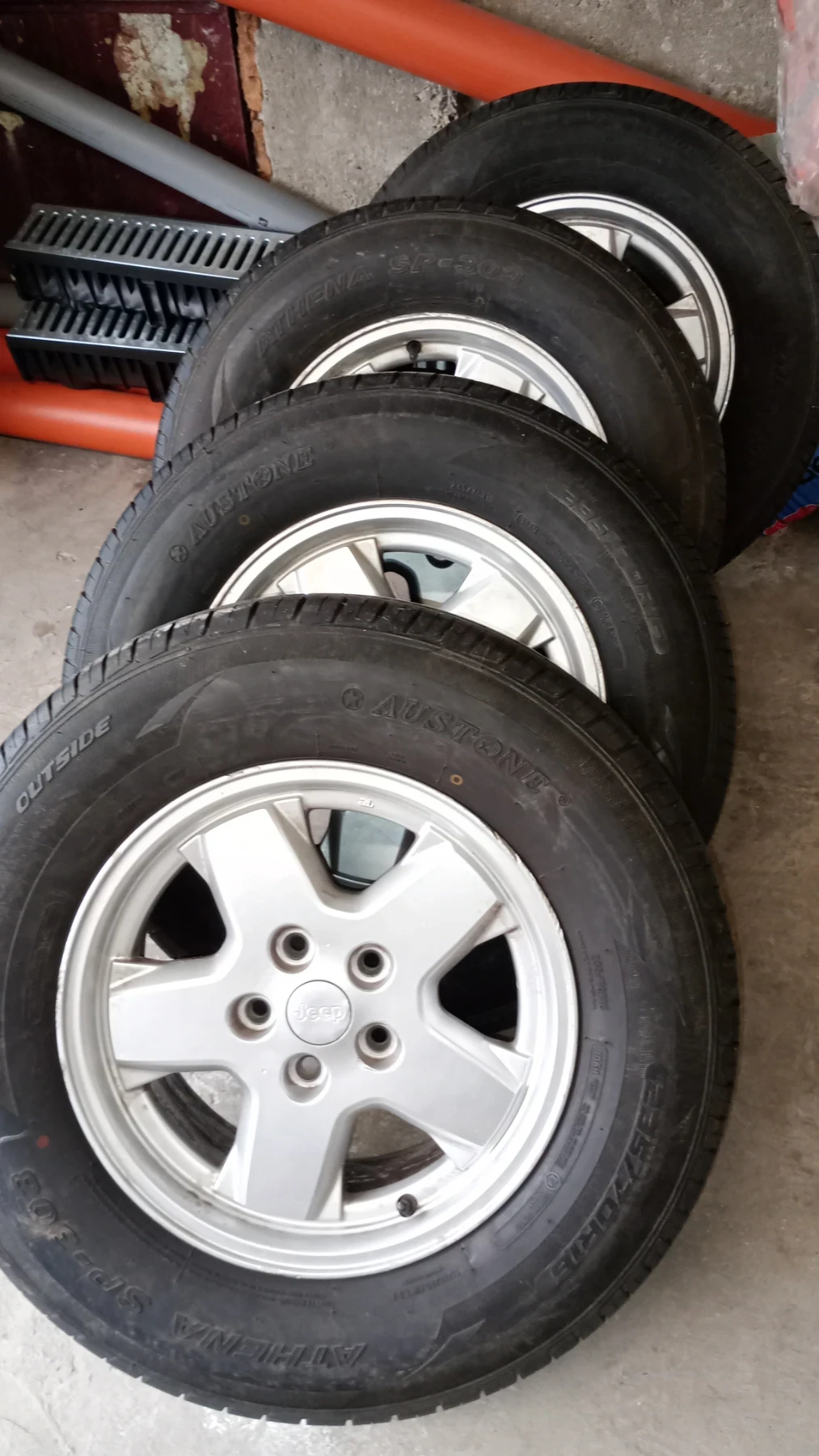    235/70R16  Jeep Cherokee | Mobile.bg   3