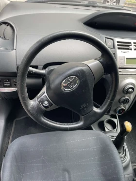 Toyota Yaris, снимка 8