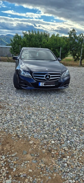 Mercedes-Benz E 220, снимка 4