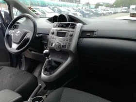 Toyota Verso 2.2D4D АВТОМАТИК И 2.0D4D РЪЧНИ СКОРОСТИ ПАНОРАМА, снимка 12