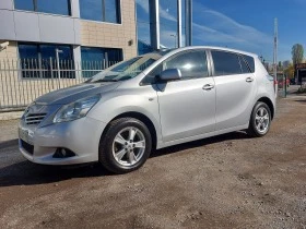 Toyota Verso 2.2D4D АВТОМАТИК И 2.0D4D РЪЧНИ СКОРОСТИ ПАНОРАМА, снимка 7