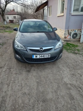     Opel Astra 2010