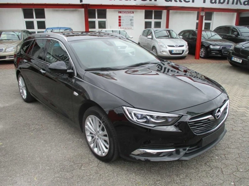 Opel Insignia 2.0CDTI, снимка 2 - Автомобили и джипове - 38265847