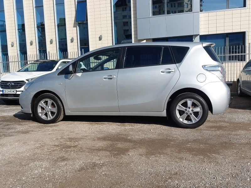 Toyota Verso 2.2D4D 150КОНЯ АВТОМАТИК ПАНОРАМА, снимка 9 - Автомобили и джипове - 48008430