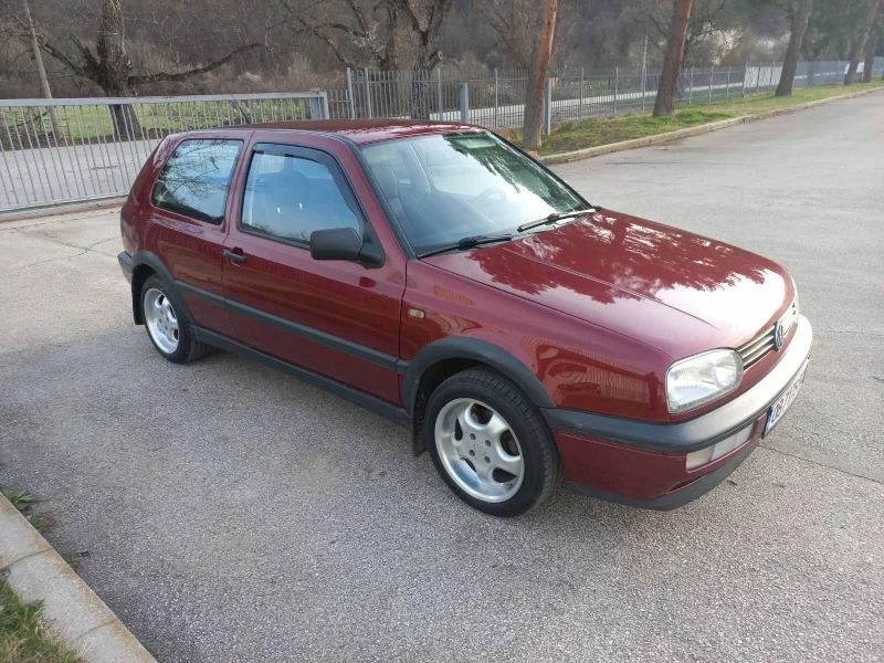 VW Golf 1.9TDI 90, снимка 1 - Автомобили и джипове - 47096550