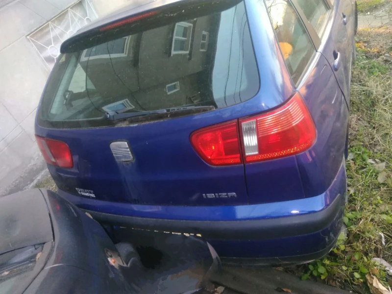 Seat Ibiza 1, 4 - газ-бензин, снимка 4 - Автомобили и джипове - 48758573