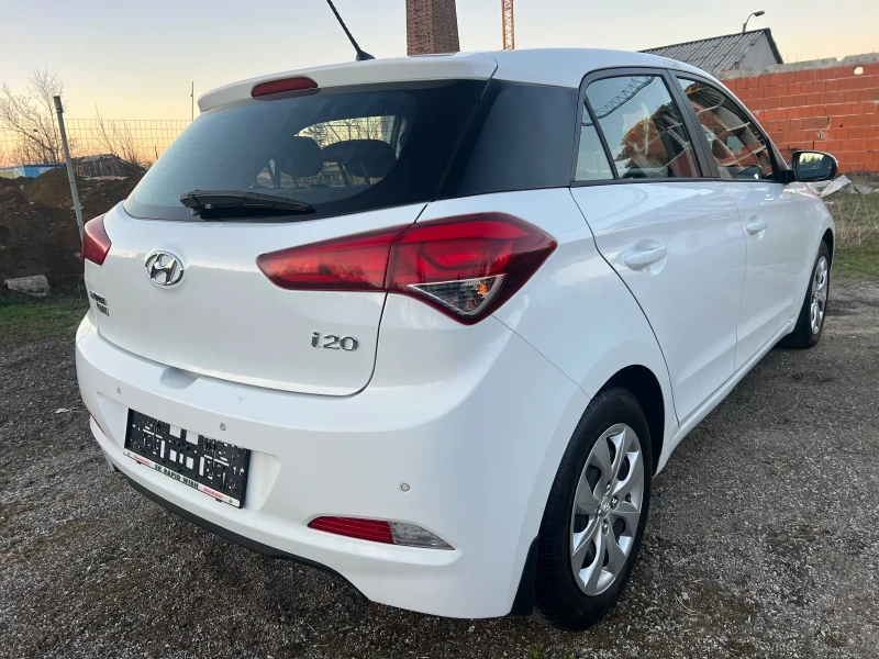 Hyundai I20 1.1 Crdi Euro 6 , снимка 4 - Автомобили и джипове - 49603388